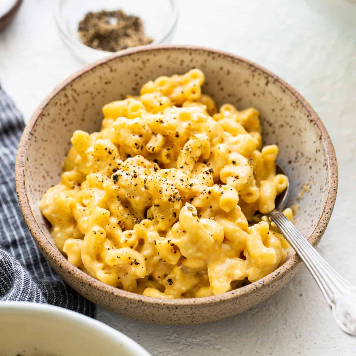 Healthy Instant Pot Protein Mac & Cheese with Cottage Cheese